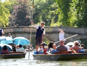 英国天气预报称下周气温将达到32度，天气地图将转为红色